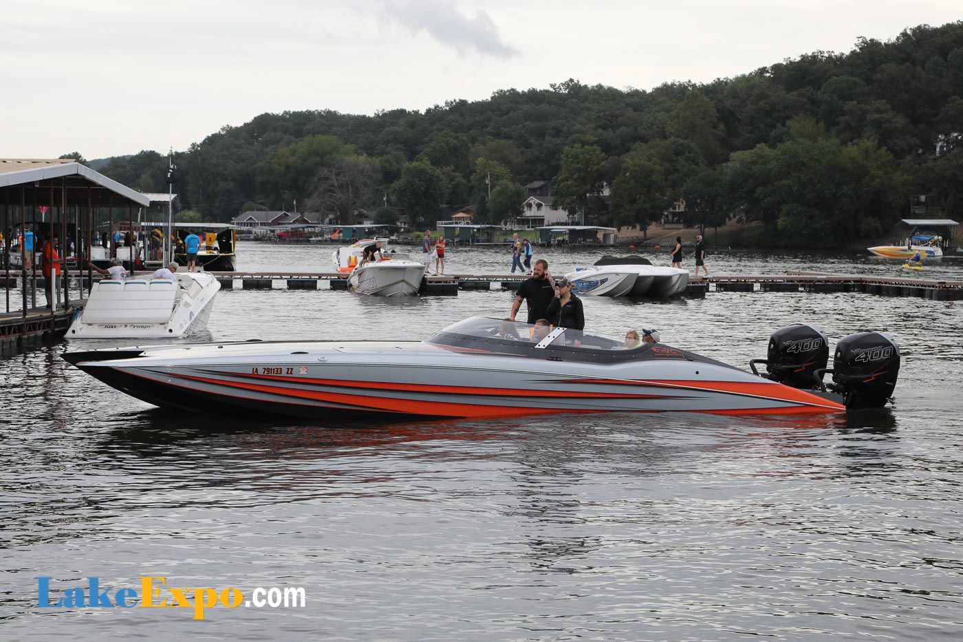 Shootout Boats In The Pits-74.jpg